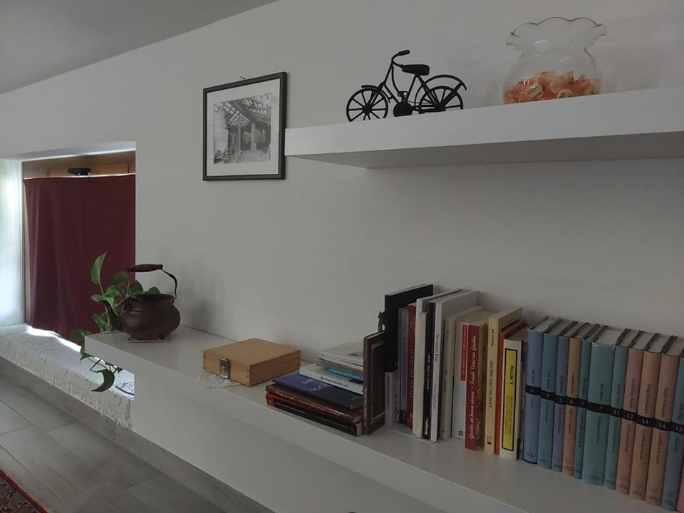 B&B Books & Bikes Buia エクステリア 写真